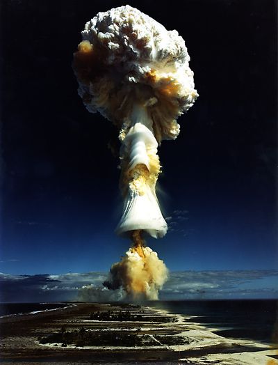 フランスの核兵器・核爆発実験カノープス(Canopus)03