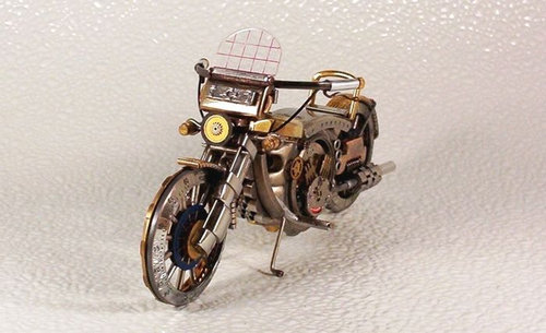 時計で作ったバイク04