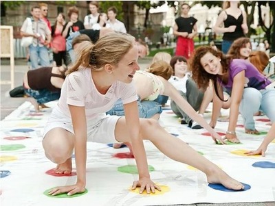 ツイスターゲーム04