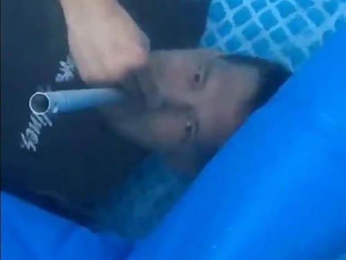 かくれんぼに本気の父親04