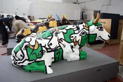 スペインの面白牛彫刻15