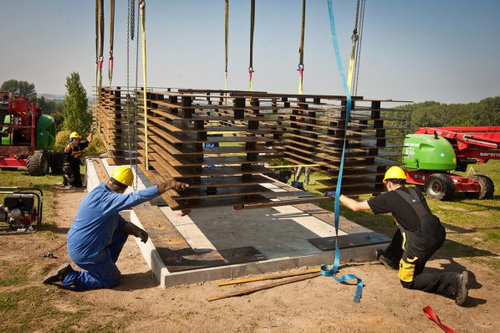 ベルギーの透ける教会05