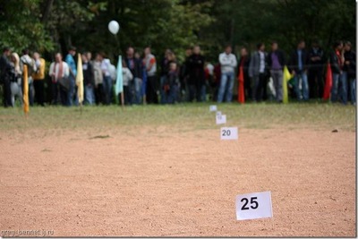 携帯電話投げコンテスト01