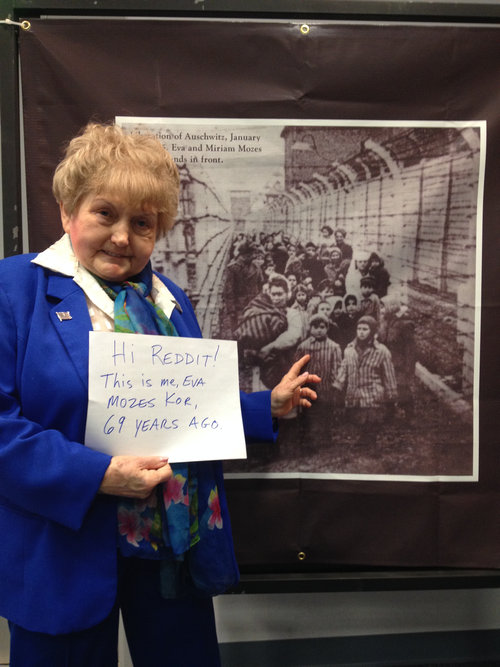 アウシュヴィッツ強制収容所の人体実験で生き残った双子の女性01