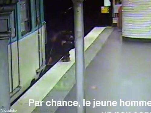 フランスのスリ09