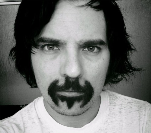 バットマンなヒゲ01