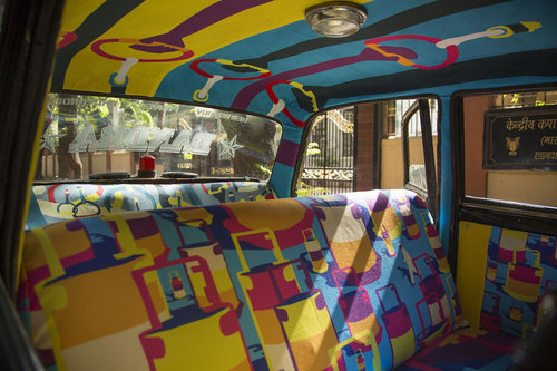 インドのタクシー02