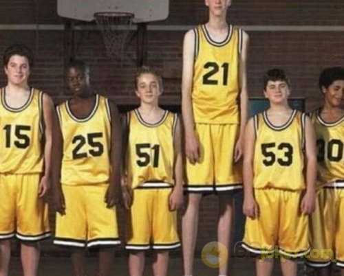 背が高いと困ること05