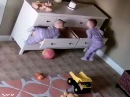 「タンスを壁に固定しなくてはいけない理由」01