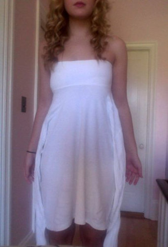 タートルネックをミニドレスに01