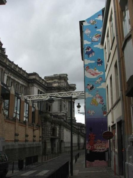 ベルギー・ブリュッセルに描かれたコミックス・グラフィティ11