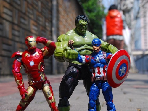 この一家はアベンジャーズを育てている気がする
