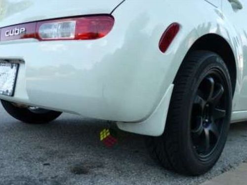 車アクセサリー24