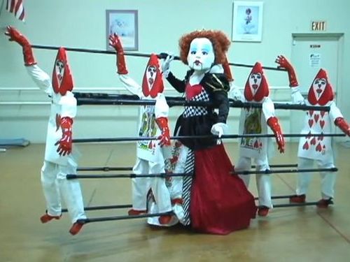 クセになってくる「ダンシングクイーン」00