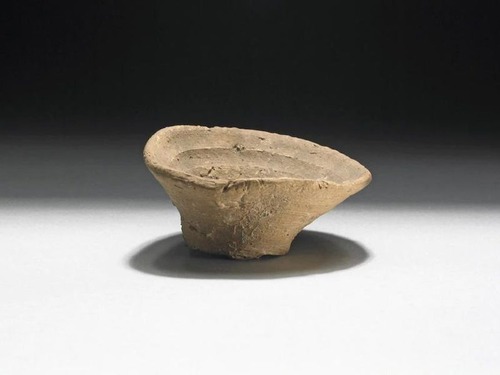 3600年前の使い捨て容器01