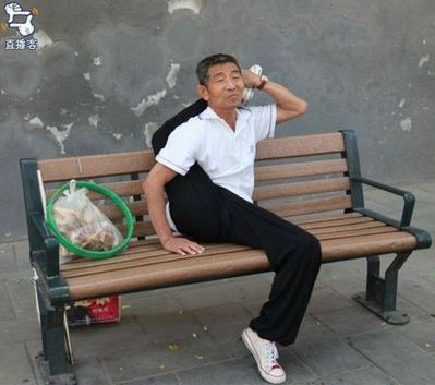 中国のおじさん00