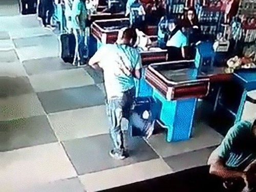 �֥饸��Υ����ѡ��ޡ����åȤǥ�եƥ���03