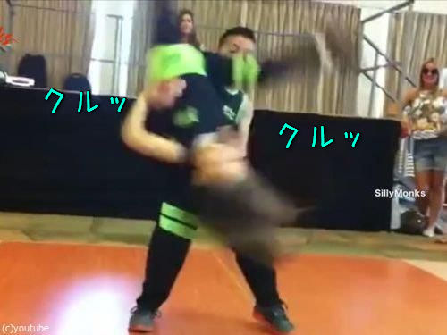 サルサを踊る子供00