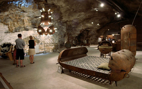 ソ連時代の「機雷」をインテリアに改造07