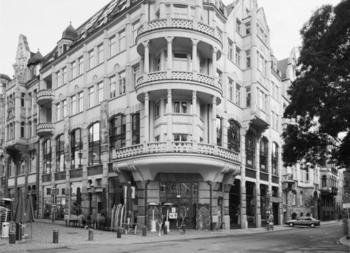 東ドイツの10年の変化28