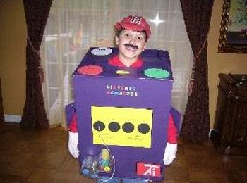 ゲーム機本体コスプレ04