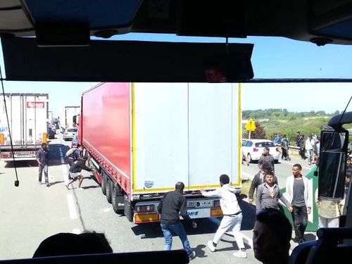 フランスの違法移民04