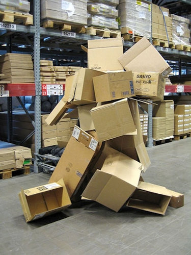 怪しげな隠れ方16