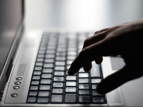 政府はインターネットをどう見ているか00