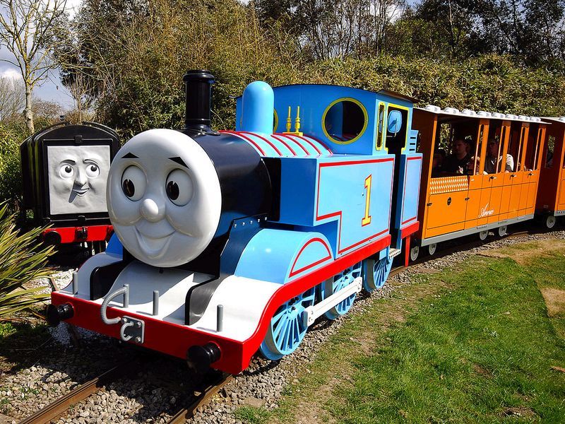 きかんしゃトーマスが誘拐されているところを見た 通報したくなる写真 らばq きかんしゃトーマスが誘拐されているところを見た 通報したくなる写真 らばq
