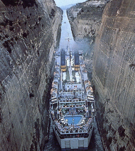 コリントス運河08