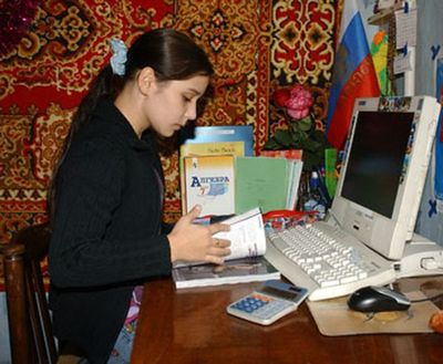 14歳の母どころか11歳で母になったロシア少女1