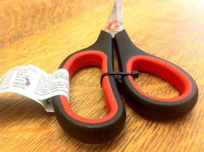 ハサミを買った01