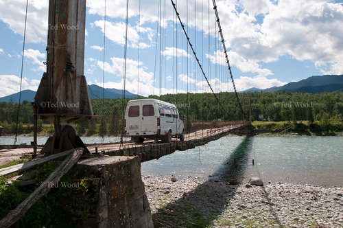 ちょっと渡りたくないロシアの橋04
