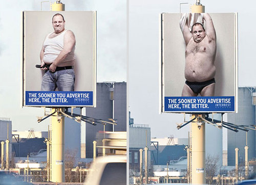 個人が広告看板06