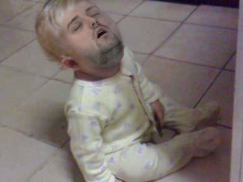 初日に居眠りしてしまった新入社員14