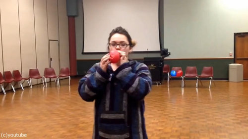 オペラ歌手がヘリウムガス04