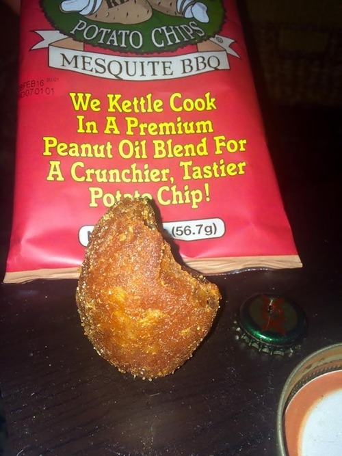 ポテチを買ったらジャガイモ丸ごと入っていた01