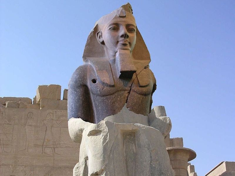 古代エジプトのファラオ ラムセス2世のミイラがフランスに移送されたとき 生きたエジプト人としてパスポートが発行された 職業欄は らばq 古代エジプトのファラオ ラムセス2世のミイラがフランスに移送されたとき 生きたエジプト人としてパスポートが発行された 職業欄は らばq