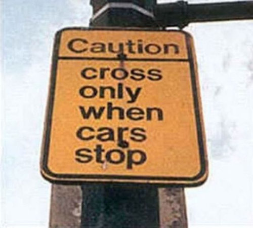 疑問を感じる標識07