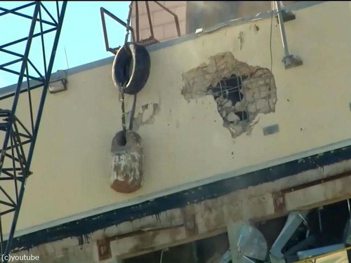 ダラスの斜塔04