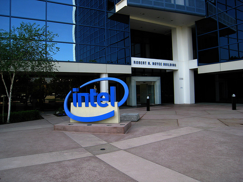 intelのトイレ00