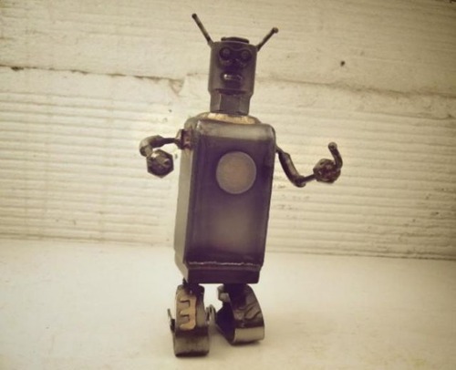 工具を溶接したアート11