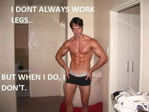 上半身はムキムキ、足は細い10