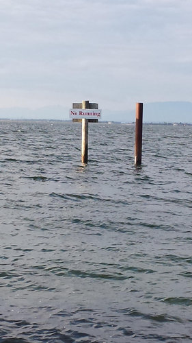 10看板、伝言板、標識、表示、お知らせ