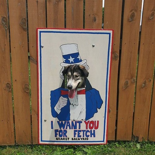 フェンスから顔を出す犬にポスター07
