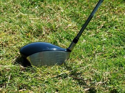 ゴルフ場燃える00