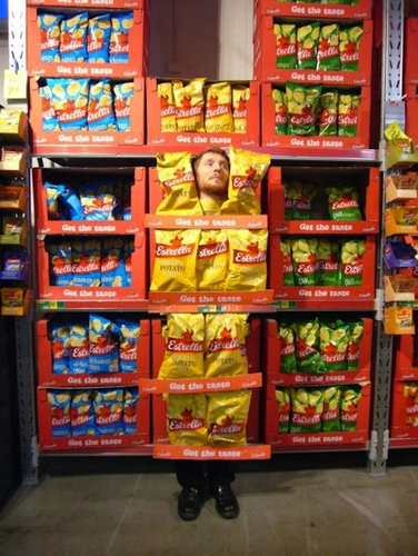 怪しげな隠れ方08