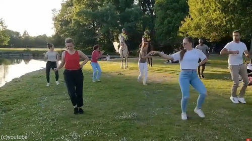 ���륵�������˻��ä��롢���������Ϥ˾�ä��ٴ�01