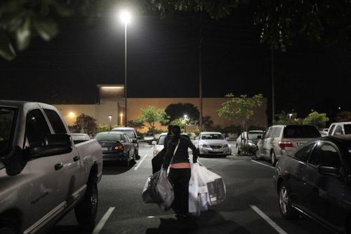 ブラックフライデー28