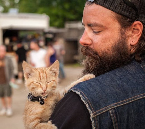 バイク乗りと子猫01